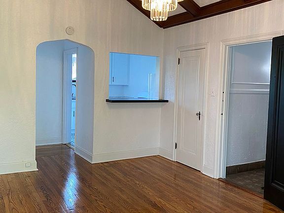 5th image of 2805 Digby Ave #24