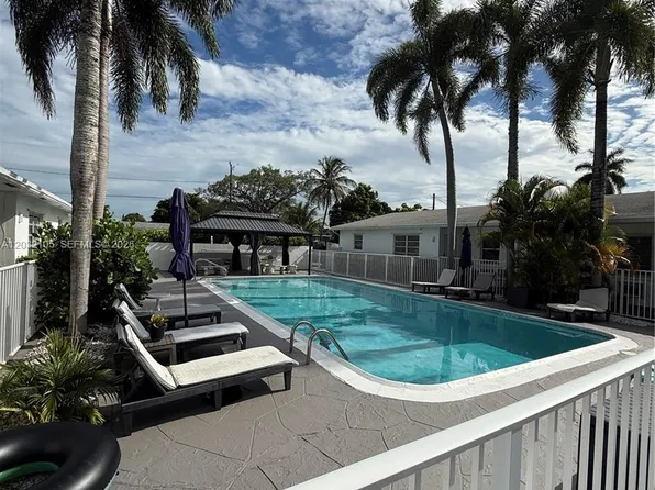 500 SW 7th St Unit 510, Hallandale, FL 33009