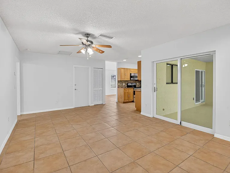 4135 Bay Laurel Way — Photo 12