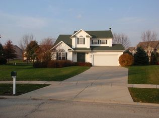 840 Warne Ct, Elburn, IL 60119