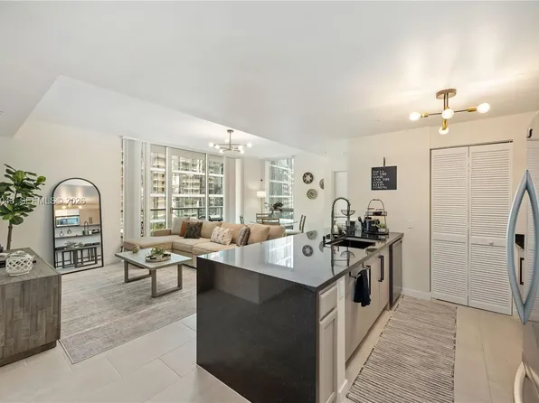 300 S Biscayne Blvd, Miami, FL