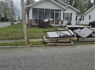 526 Denny St, High Point, NC 27262