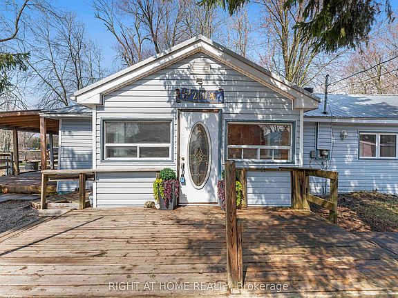 3rd image of 260 Beach Rd