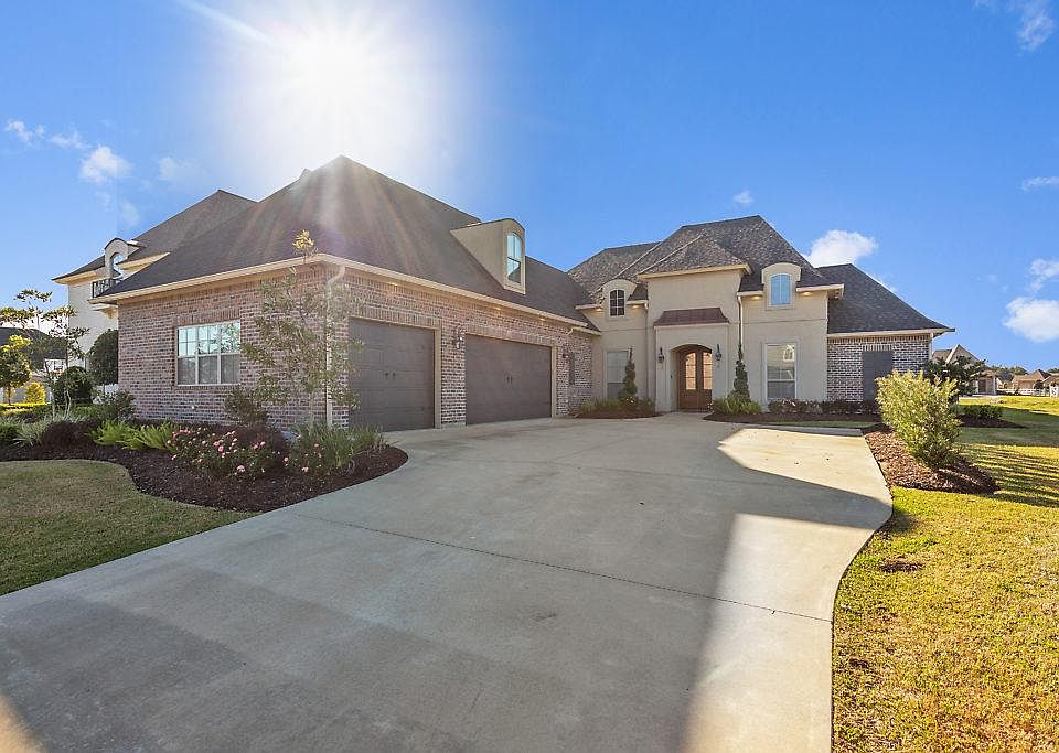 1st image of 6106 Myrtle Bay Way