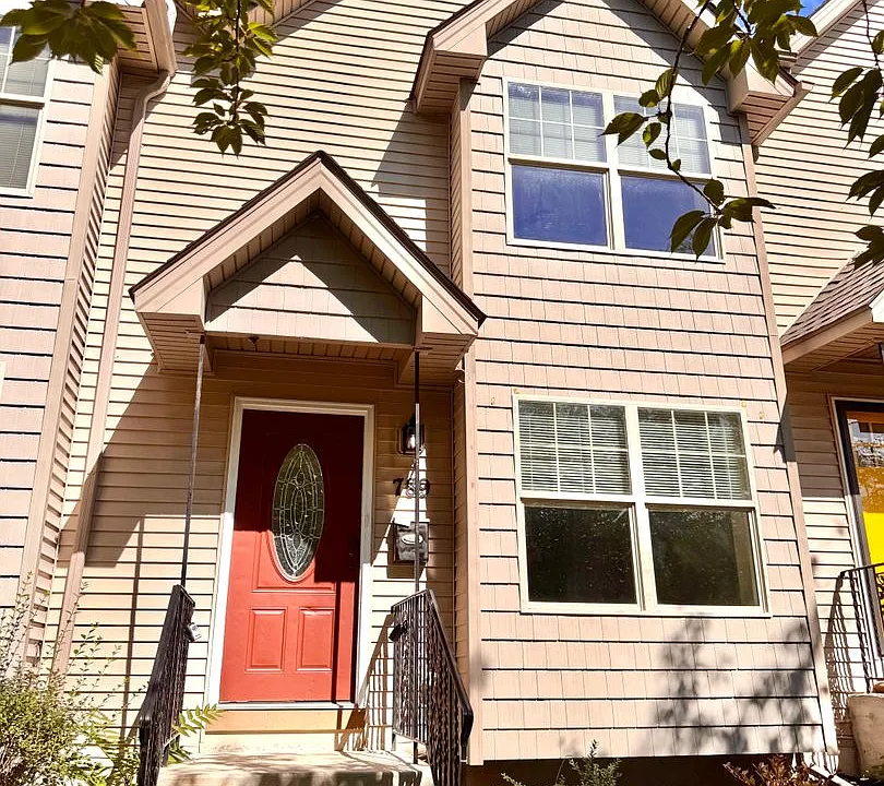 789 Mohawk St