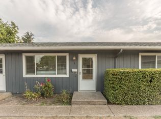 822 S Columbia St APT 1, Newberg, OR