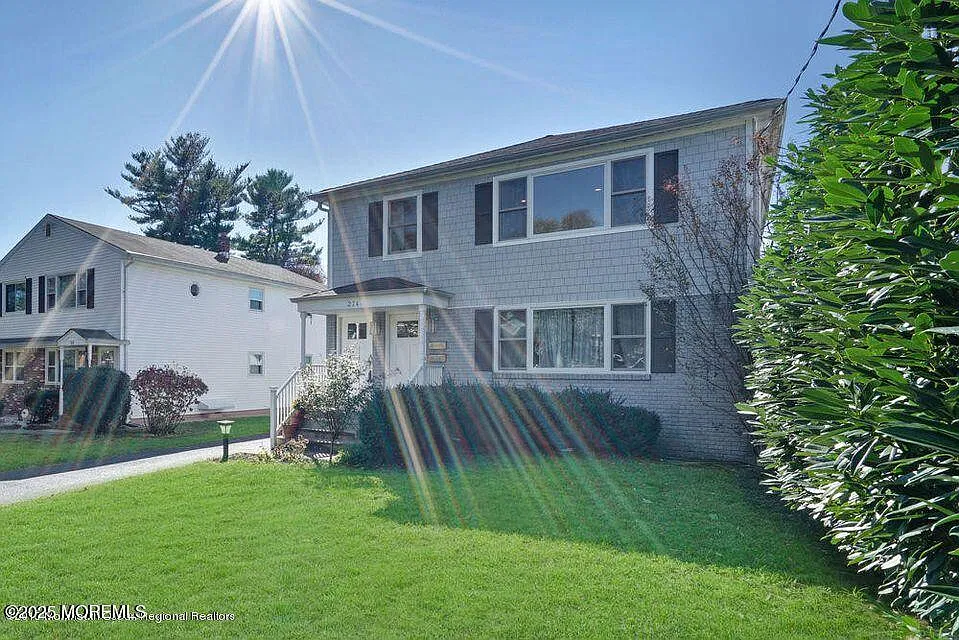 2 bed, 1.5 bath, $3,500 — Photo 1