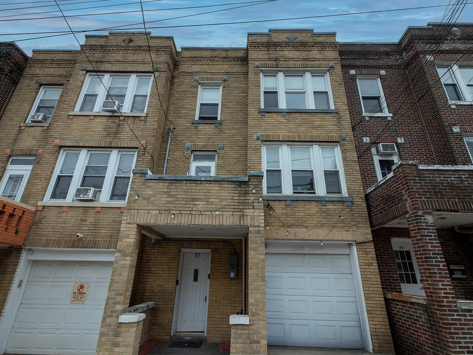 3 bed, 1.0 bath, $2,650 — Photo 1