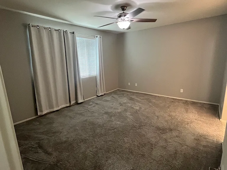 21013 W Almeria Rd — Photo 32