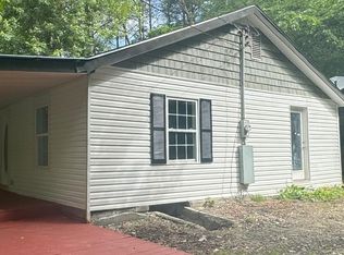 3900 Roberts Rd, Corryton, TN 37721