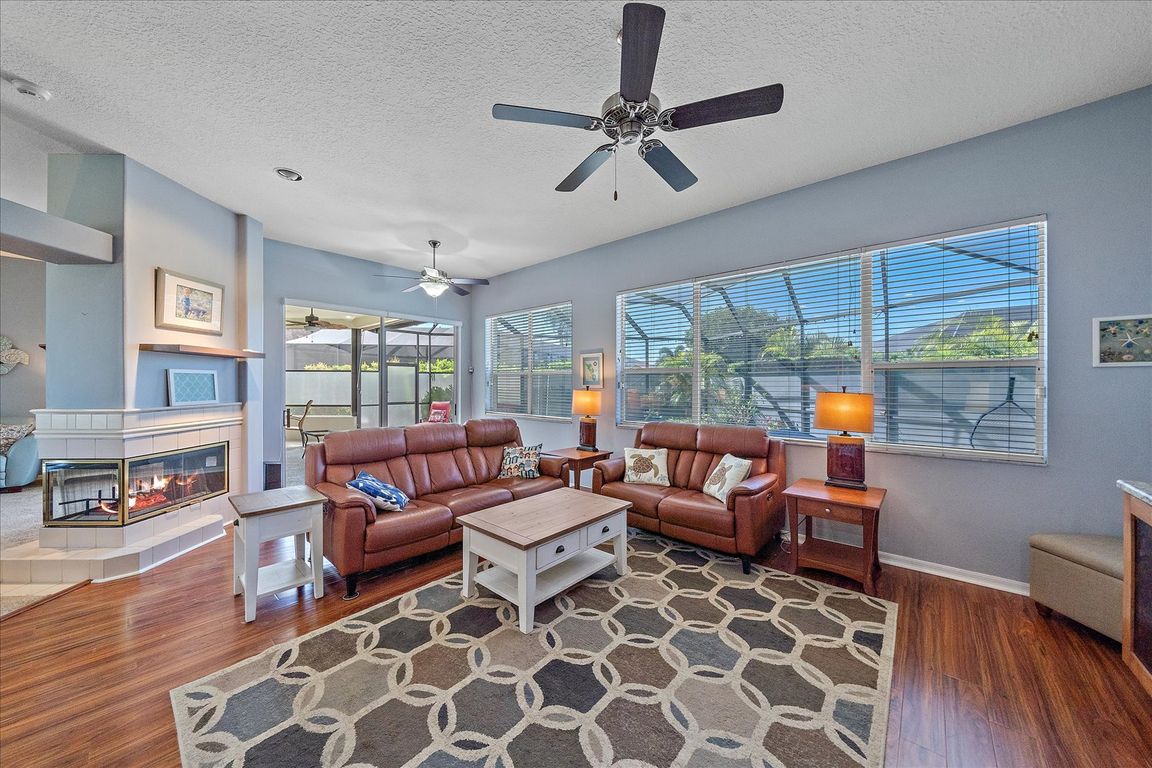 next background image