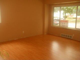 2nd image of 25895 Mackinac St