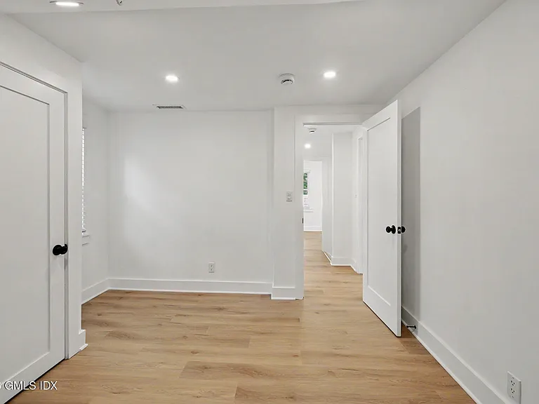 25 Hoover Rd — Photo 19