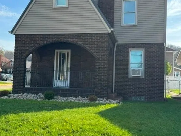 500 Gilbert Ave, Follansbee, WV 26037