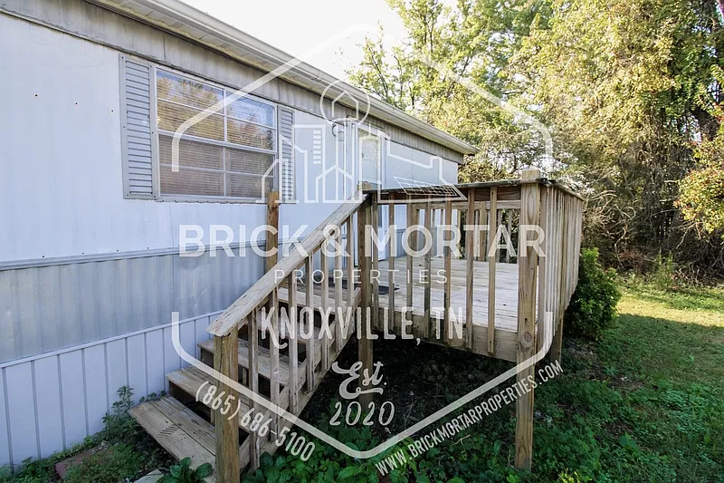 2 bed, 1.0 bath, 1000 sqft, $900 — Photo 2