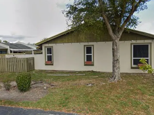 12261 SW 118th Ter, Miami, FL 33186