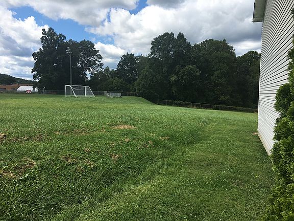 Close to Award-Winning Schools