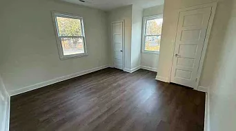 810 N Pineview Ave — Photo 3