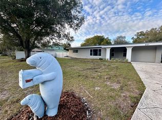 901 Bay Breeze Ter, Largo, FL 33770
