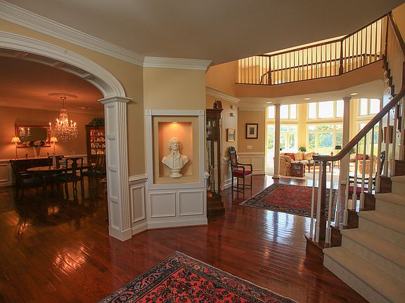 Entryway with Hardwoods