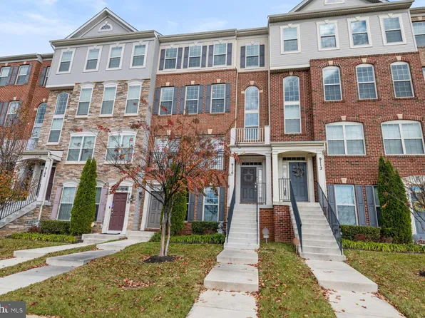 9110 Ruby Lockhart Blvd #6, Lanham, MD 20706