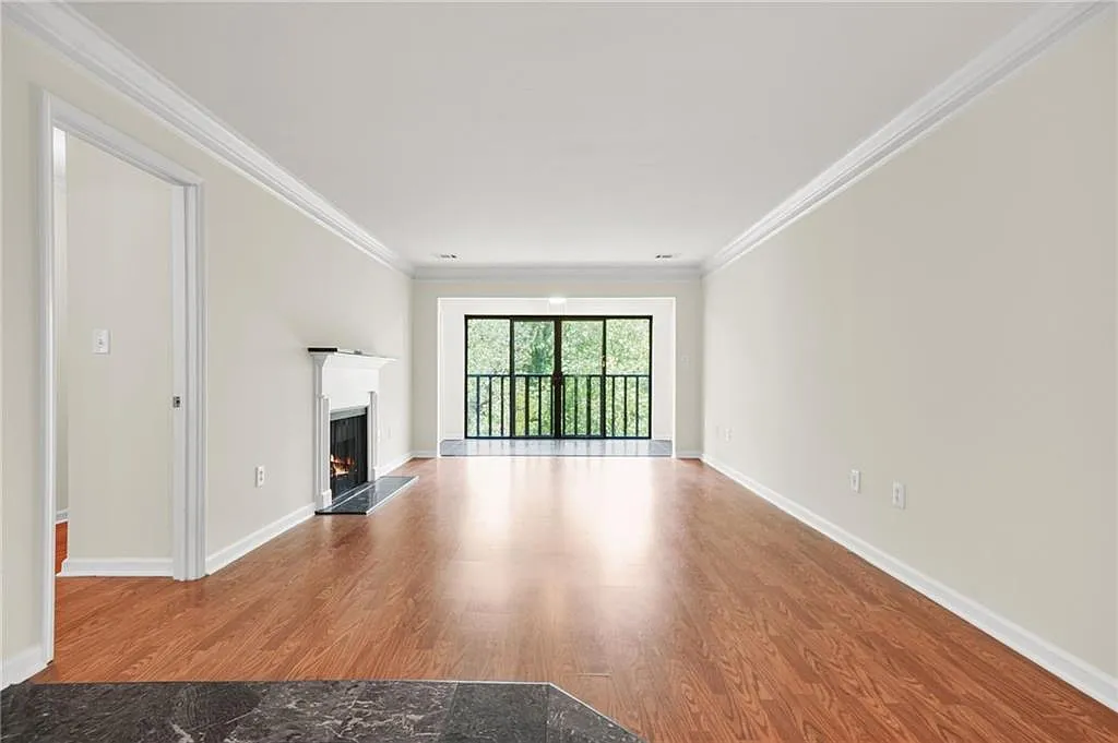 23203 Plantation Dr NE — Photo 4