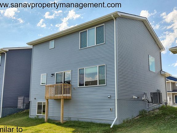 2nd image of 15145 Foxglove Ln
