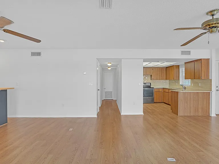 7845 Boca Ciega Dr #A — Photo 13