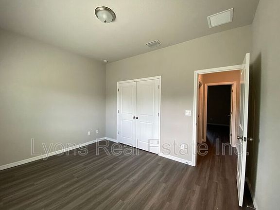 3rd image of 2472 Jamaica St