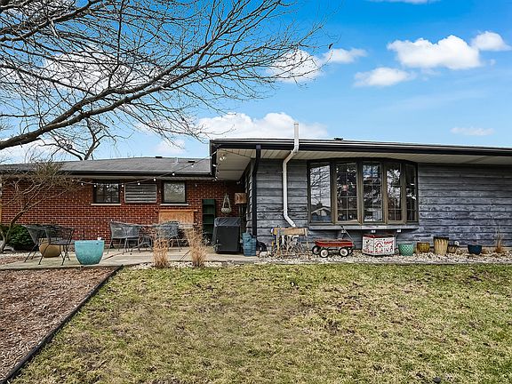 2nd image of 571 Dara James Rd