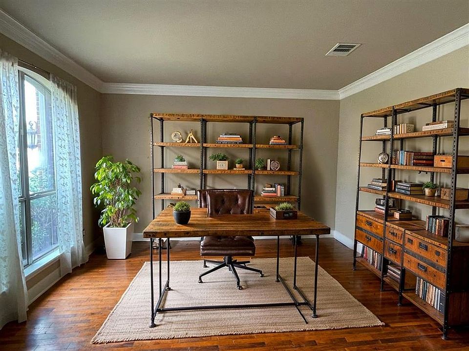 1st image of 3001 Lombardi Way