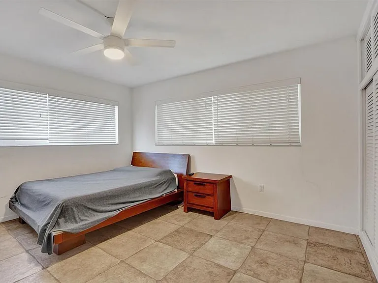 2760 Yacht Club Blvd #10C — Photo 15