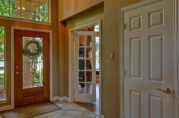 3rd image of 2205 Bayou Ct