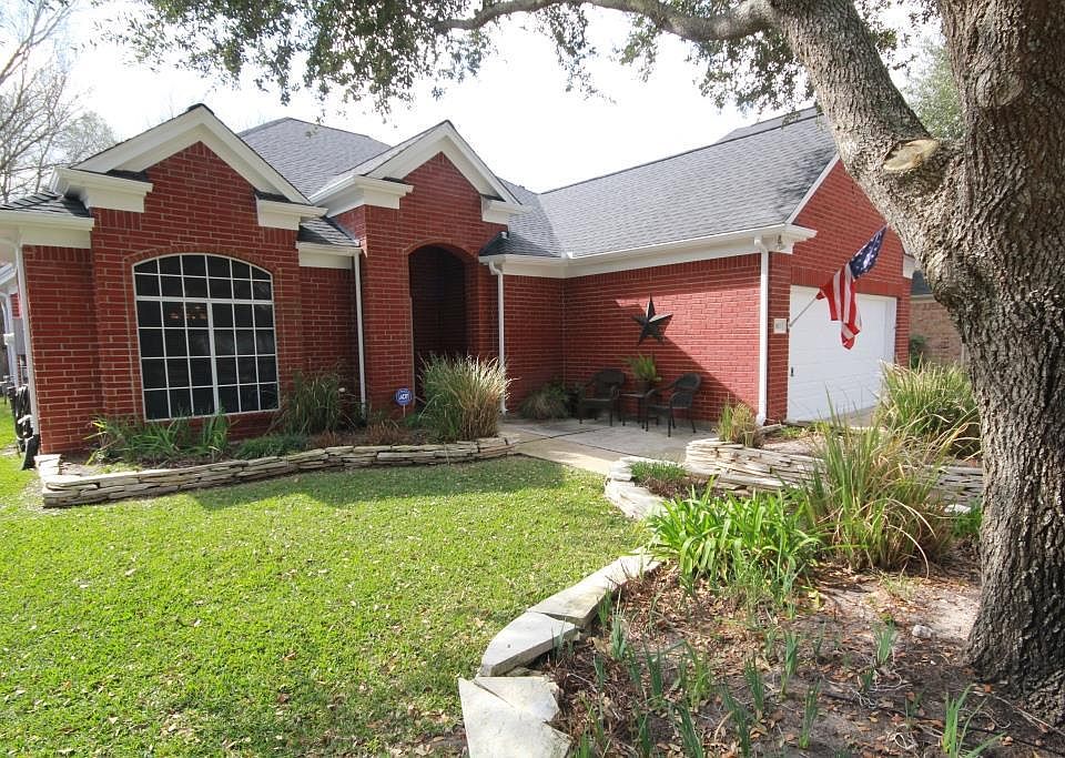 1st image of 19631 Heritage Elm Ct
