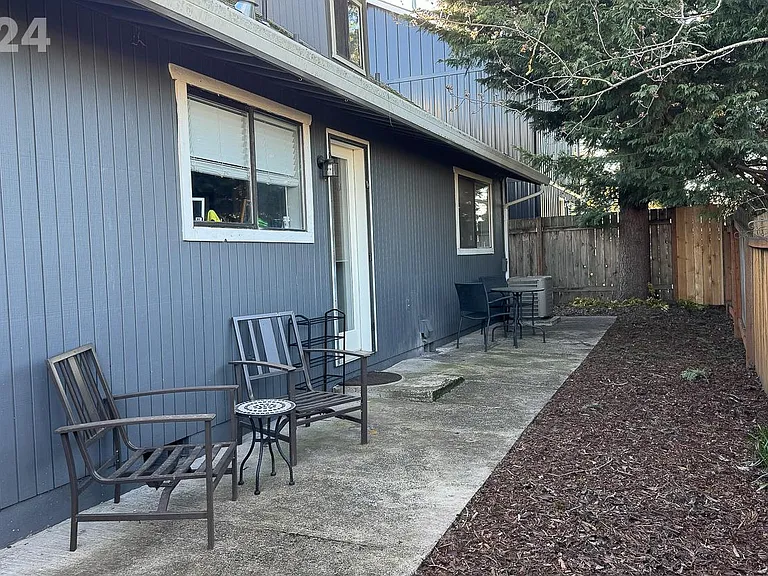 5529 SE 68th Ave — Photo 28