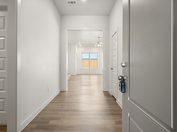 3rd image of 7006 53rd St