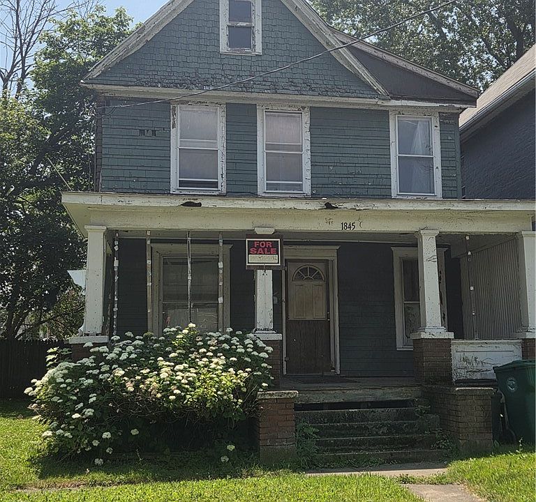 1st image of 1845 Pierce Ave