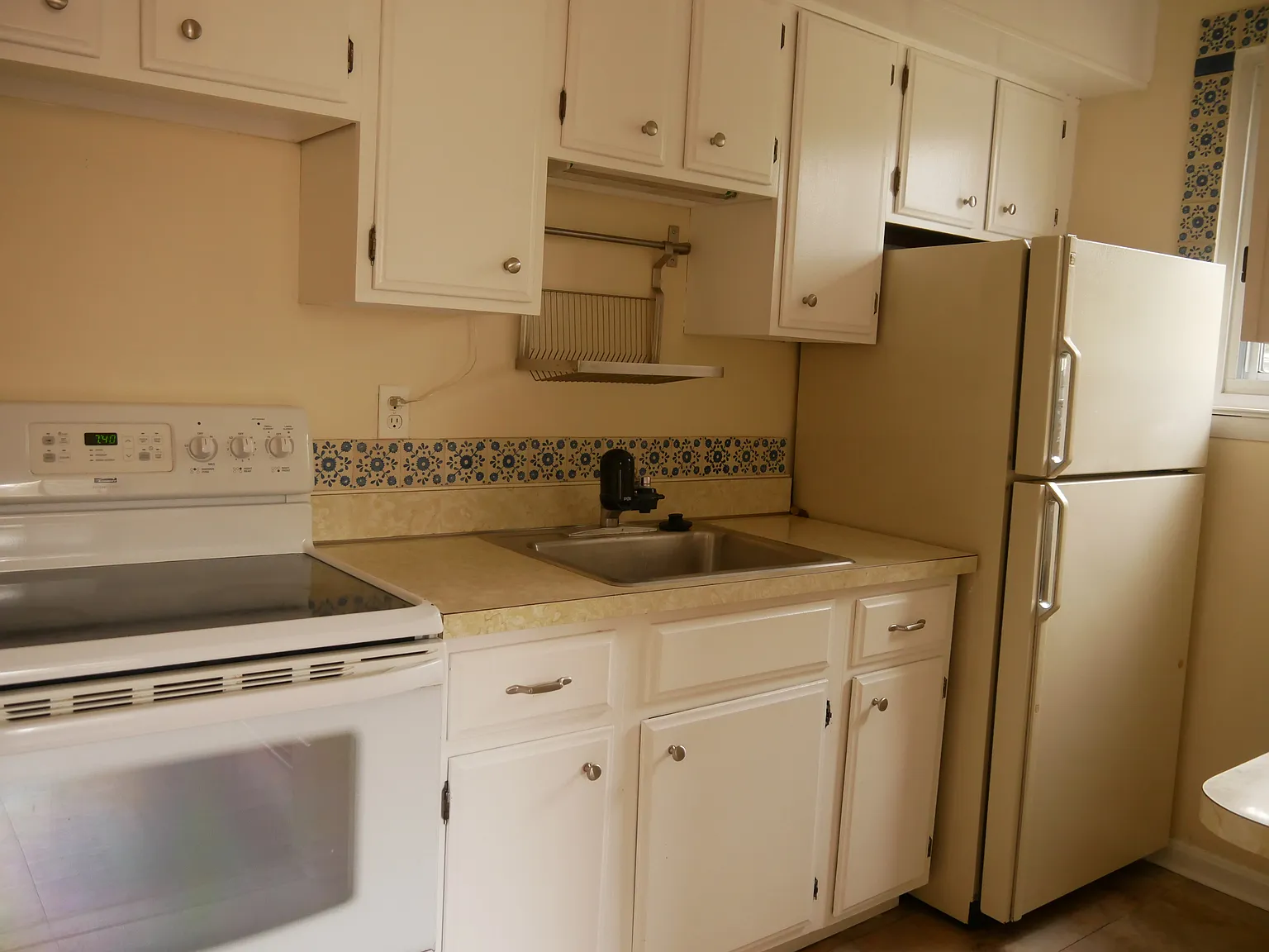 1 bed, 700 sqft, $1,500 — Photo 4