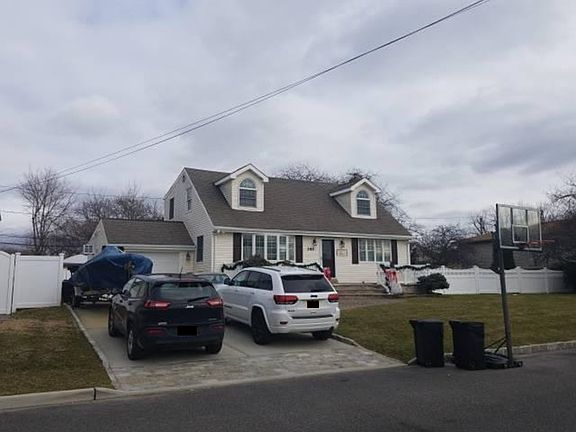 2nd image of 340 Lido Pkwy