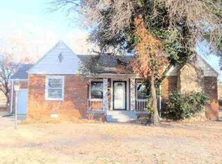145 Viola Ave, Ponca City, OK 74601