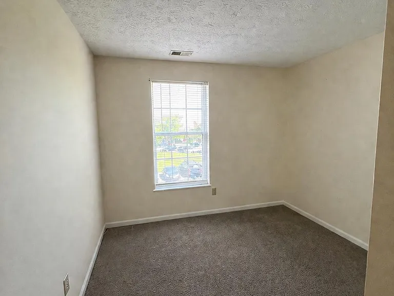 703 Orchard Overlook #301 — Photo 15