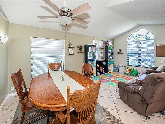 5th image of 5465 Friarsway Dr