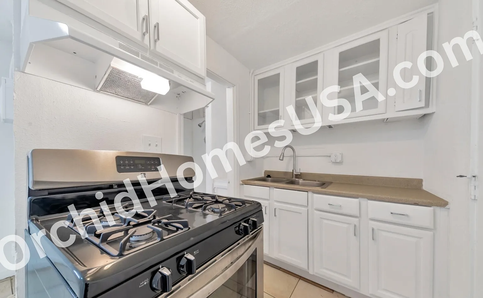 909 S 35th Ave — Photo 1
