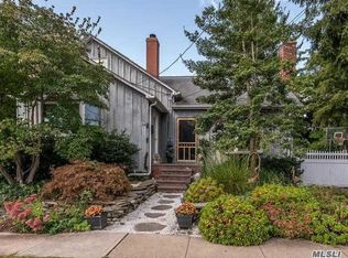 24 S 4th St, Locust Valley, NY 11560