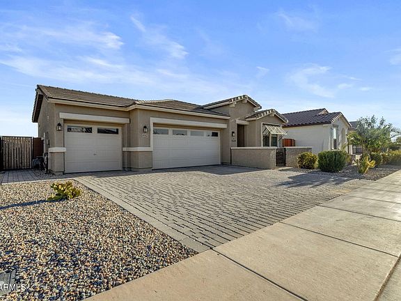 5th image of 40425 W Agave Road