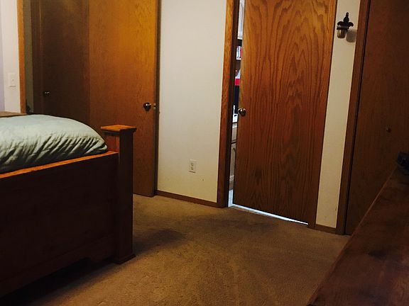 4th image of 2405 Wildwood Dr