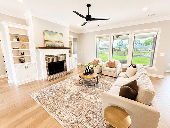 5th image of 268 Cullom Dr