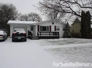 811 N Oakland St, Saint Johns, MI 48879