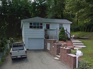 96 Derby St, Worcester, MA 01604