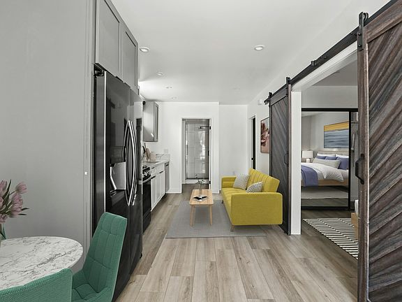 3rd image of 1023 Tremont St #1027